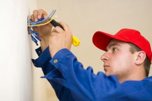 Квартире в начало ремонт. Особенности монтажа коммуникаций