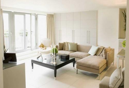 Бежевый и серый сочетание. С какими цветами сочетается бежевый?