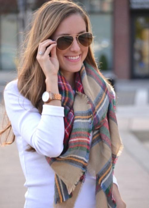 Бежевый и серый сочетание. С какими цветами сочетается бежевый? 14