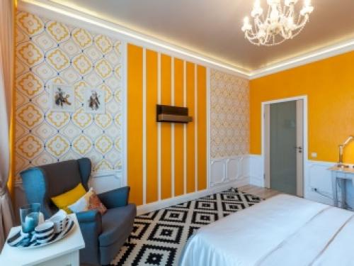 Какие подобрать обои в спальню. От чего зависит выбор обоев для спальни 35