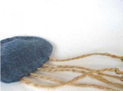 Игрушки для кошек своими руками из подручных средств в домашних условиях. Простые идеи отличных игрушек для котов, созданных из подручных материалов