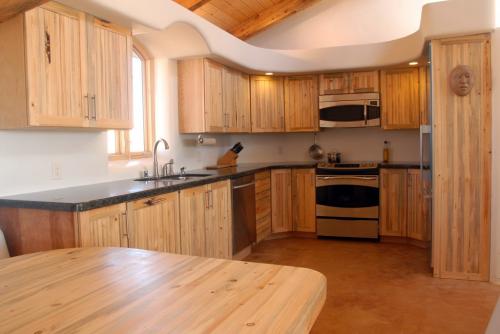 Как правильно собирать мебель из мебельных щитов из сосны своими руками. Что собой представляет материал