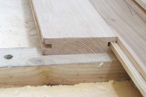 Пол из досок в квартире. Доски