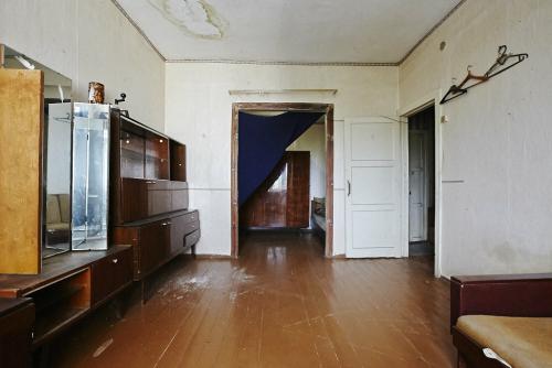 Убитые квартиры до и после. Сколько стоят «убитые» квартиры и как на них заработать?