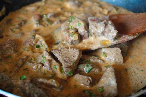 Как приготовить печень в сметане. Нежная говяжья печень в сметане