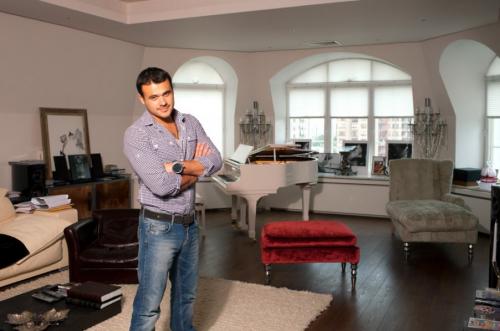 Эмин Агаларов где живет в москве. Эмин Агаларов удивил роскошью дома со стеклянными стенами, выстроенного на берегу моря