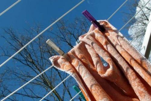 Где лучше сушить белье. Сушить или не сушить белье на морозе? Узнаем правду!