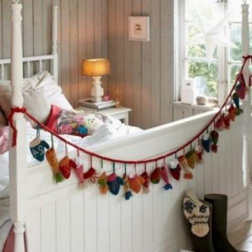 Комнату украсить на Новый год. Как украсить комнату на Новый год декором из бумаги, сделанным своими руками 06