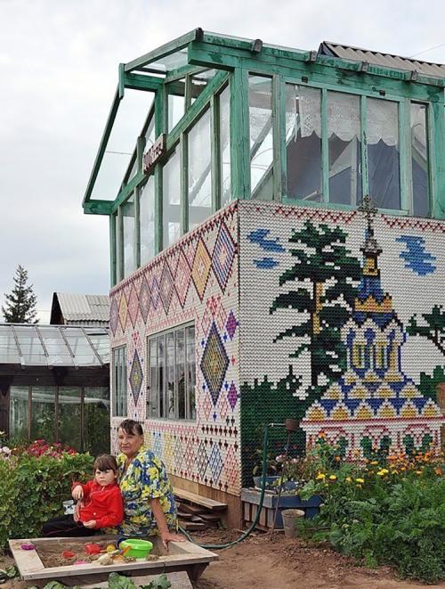 Поделки из пластиковых бутылок. Поделки из пластиковых крышек от бутылок