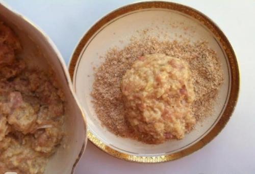 Рецепт сочных куриных котлет из фарша. Куриные котлеты с цветной капустой 05