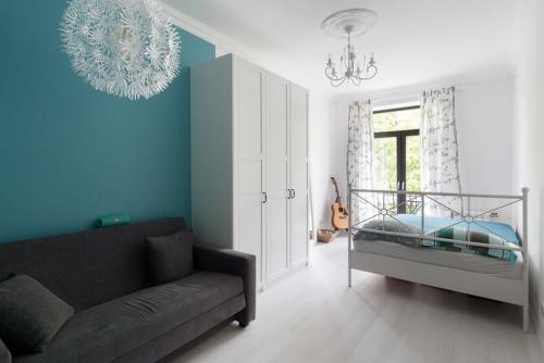 Как Вам свежий ремонт в старом доме? 05