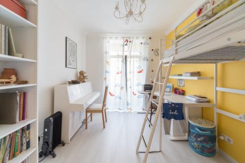 Как Вам свежий ремонт в старом доме? 06