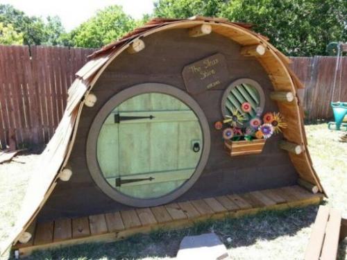 Детский домик хоббита. Впечатляющие домики хоббитов в дизайне вашей дачи