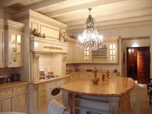 Кухня в нише гостиной с островом. Какой стиль выбрать