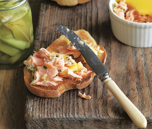 Паста из зелени. 10 рецептов вкусных паст для свежего хлеба, тостов и гренок