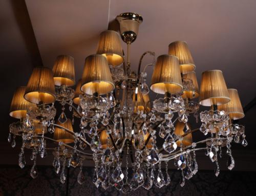 Гостиная без люстры. Люстра в гостиную: лучшие модели 2019 года