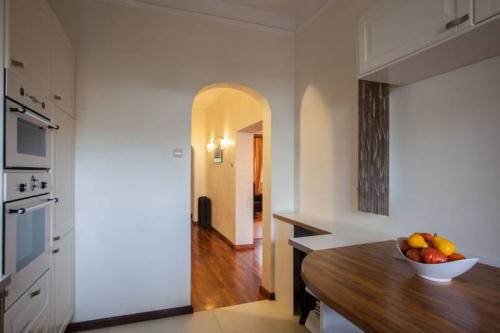 Нужна ли дверь на кухню: плюсы и минусы 12 Нужна ли дверь на кухню: плюсы и минусы 12