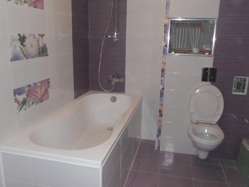 Переделка раздельного санузла в совмещенный. Как разделить совмещенный санузел