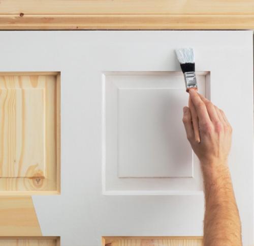 Покрасить дверь на старую краску. Почему нельзя покрасить дверь на старую краску