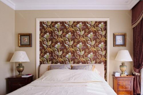 Комбинированные обои в маленькой спальне. Простые правила сочетания обоев в интерьере спальни