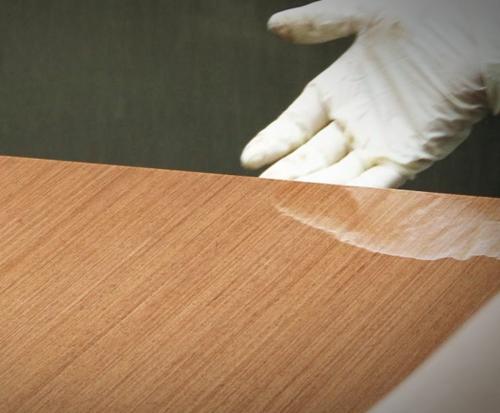 Как покрасить дверь из шпона. Чем покрасить шпонированные двери, а так же пошаговые этапы проведения работ своими руками.