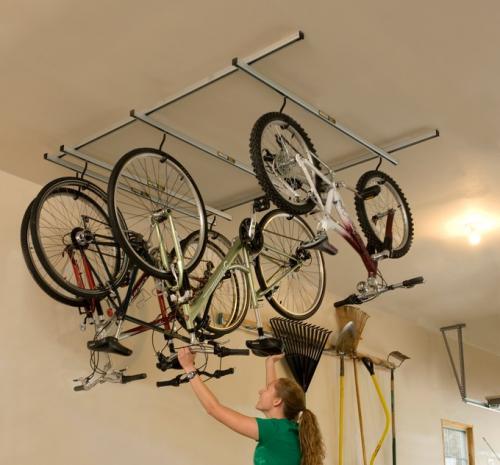 Хранение велосипедов в квартире. В квартире Первым делом, надо определить список всех потенциальных мест, где может поселиться велосипед - и откуда его будет удобно забирать. 16 Хранение велосипедов в квартире. В квартире Первым делом, надо определить список всех потенциальных мест, где может поселиться велосипед - и откуда его будет удобно забирать. 16