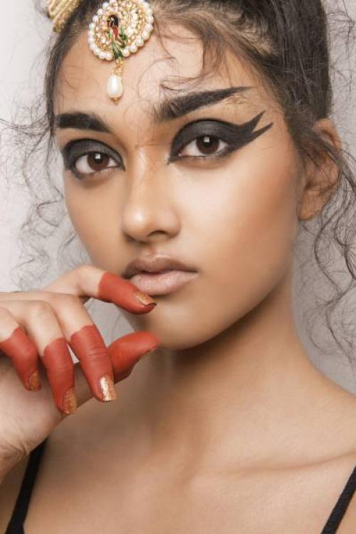 Индийский стиль макияж. Индийский макияж
