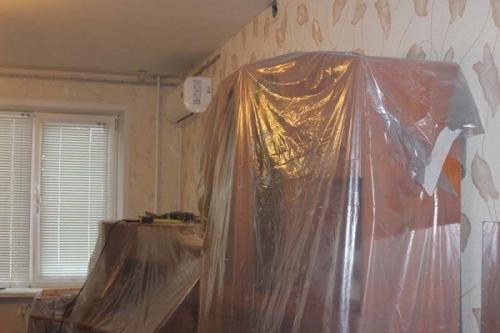 Как снять побелку с потолка. Как быстро снять побелку с потолка: девять доступных способов