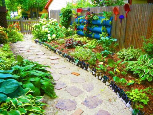 Клумбы из 5 литровых пластиковых бутылок. Клумба из бутылок: 130 фото примеров оформления участка при помощи пластиковой и стеклянной тары