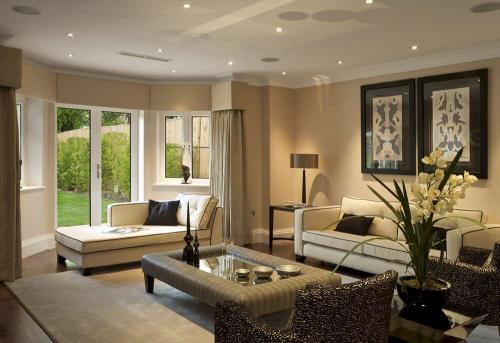 С какими цветами сочетается бежевый цвет в интерьере. Принципы создания интерьера в бежевом цвете 18