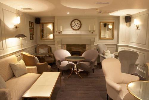 С какими цветами сочетается бежевый цвет в интерьере. Принципы создания интерьера в бежевом цвете 12