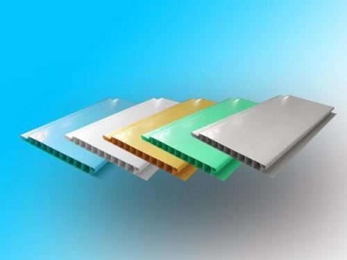 Как закрыть трубы в туалете сбоку. Закрыть трубы в туалете пластиковыми панелями – инструкция