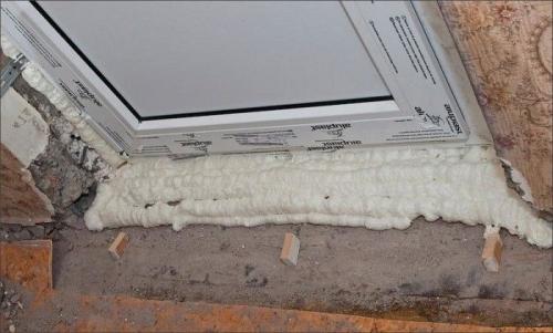 Утепление балконной двери пластиковые. Как утеплить балконную дверь быстро и недорого