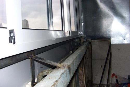 Утепление балконной плиты. Утепление балкона с металлическим ограждением