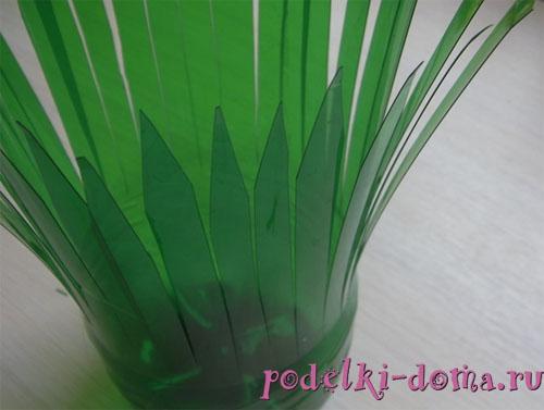 Ваза своими руками из пластиковой бутылки для цветов. Ваза с цветами из пластиковой бутылки 03 Ваза своими руками из пластиковой бутылки для цветов. Ваза с цветами из пластиковой бутылки 03