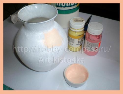 Декупаж вазы из пластиковой бутылки. Имитация фарфора