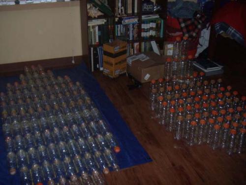 Лодка из бутылок и скотча. Как сделать каяк – лодку из пластиковых бутылок