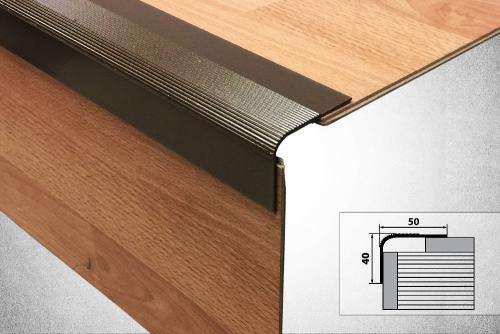 Украсить угол комнаты своими руками. В каких случаях требуется отделывать углы в квартире?