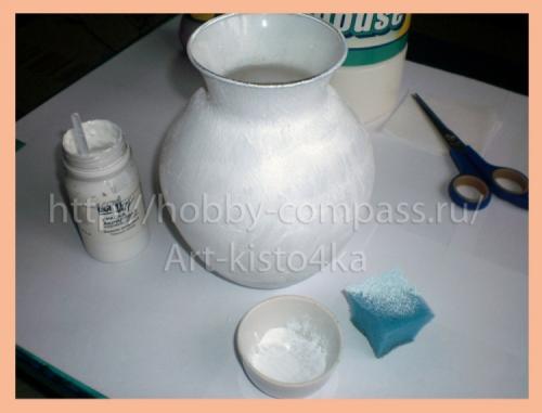 Декупаж вазы из пластиковой бутылки. Имитация фарфора