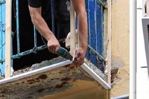 Как закрыть балкон своими руками. Выбор материалов для наружной отделки балкона 06