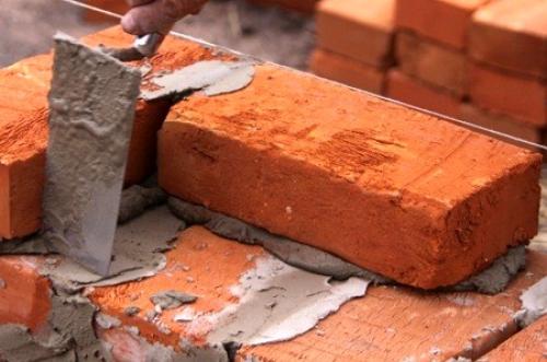 Строительство дома из кирпича своими руками. Кладка стен дома из кирпича 01