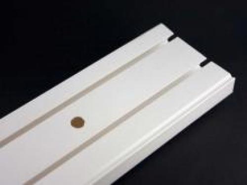 Как повесить потолочный карниз на стену. Как прикрутить потолочный карниз