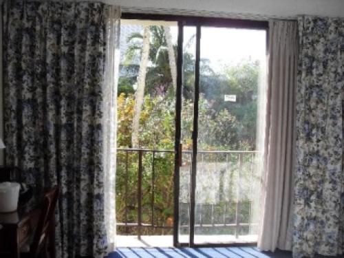 Пластиковые раздвижные двери на балкон. Раздвижные пластиковые двери на балкон 03 Пластиковые раздвижные двери на балкон. Раздвижные пластиковые двери на балкон 03