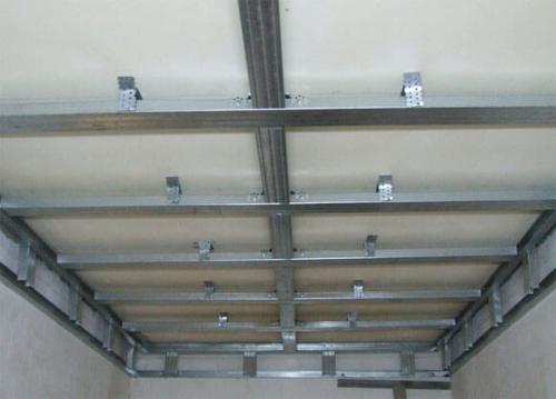 Гипсокартон по деревянной обрешетке. Дерево против профиля 09 Гипсокартон по деревянной обрешетке. Дерево против профиля 09