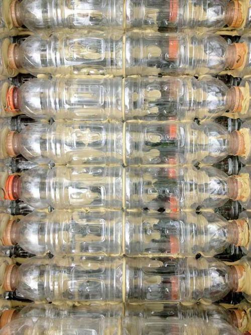 Лодка из бутылок и скотча. Как сделать каяк – лодку из пластиковых бутылок