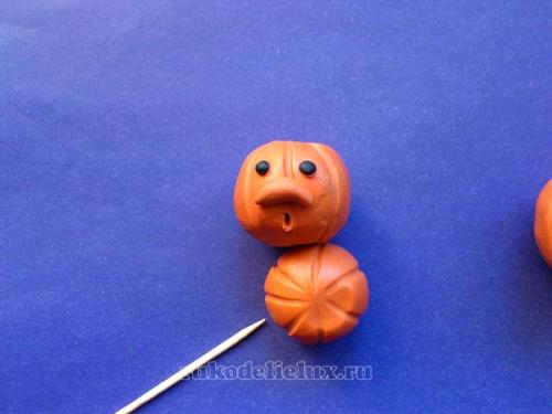 Интерьер для хэллоуина своими руками. Как сделать тыкву из пластилина к хэллоуину