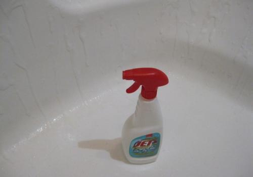 Налет в ванной, как удалить. Налет в ванной: как просто и быстро удалить налет своими руками. Советы по выбору средств для уходу за кафелем и ванной