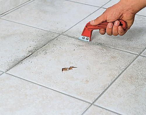 Треснула плитка в ванной чем замазать. Как оригинально замаскировать разбитый кафель