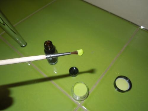 Как заделать сколы на плитке на полу. Как самостоятельно исправить сколы на керамограните