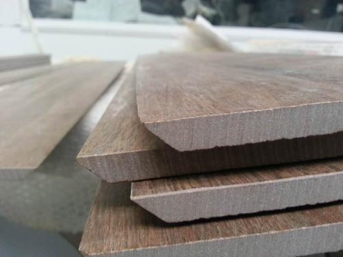 Как заделать сколы на плитке на полу. Как самостоятельно исправить сколы на керамограните